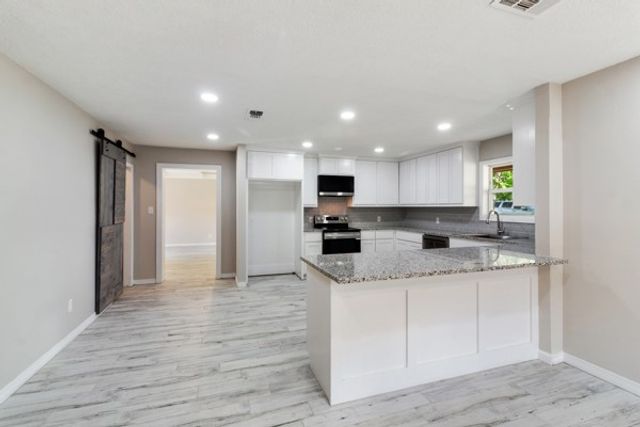 4104 Marsh Street, Bryan, TX 77803