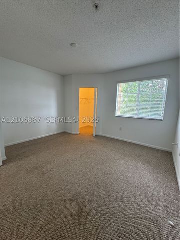 7950 N Nob Hill Rd 202, Tamarac, FL 33321