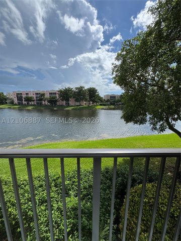 7950 N Nob Hill Rd 202, Tamarac, FL 33321