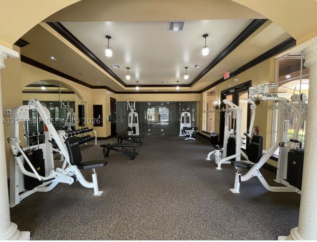 7950 N Nob Hill Rd 202, Tamarac, FL 33321
