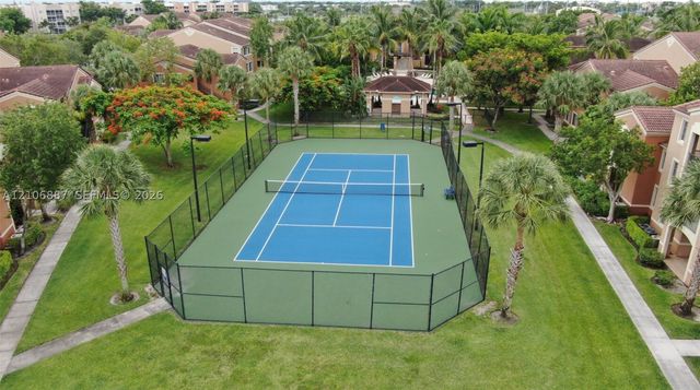 7950 N Nob Hill Rd 202, Tamarac, FL 33321