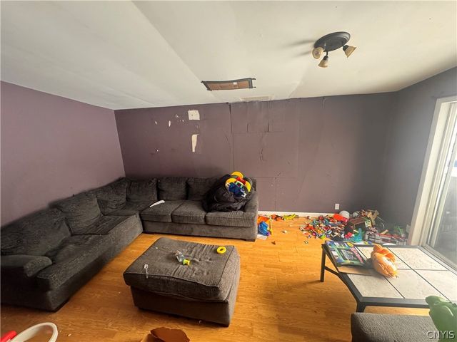 103 Doris Park Drive, Constantia, NY 13044