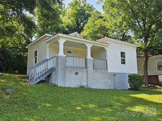 31 Poplar Street, Great Falls, SC 29055