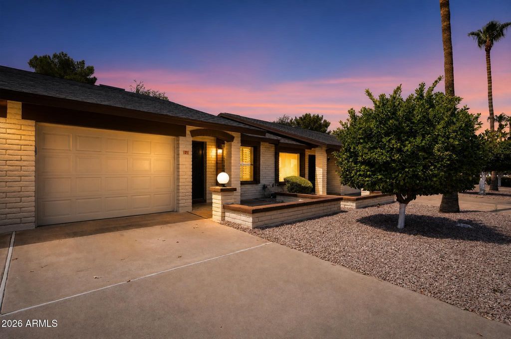 2064 S FARNSWORTH Drive 7, Mesa, AZ 85209 — exterior