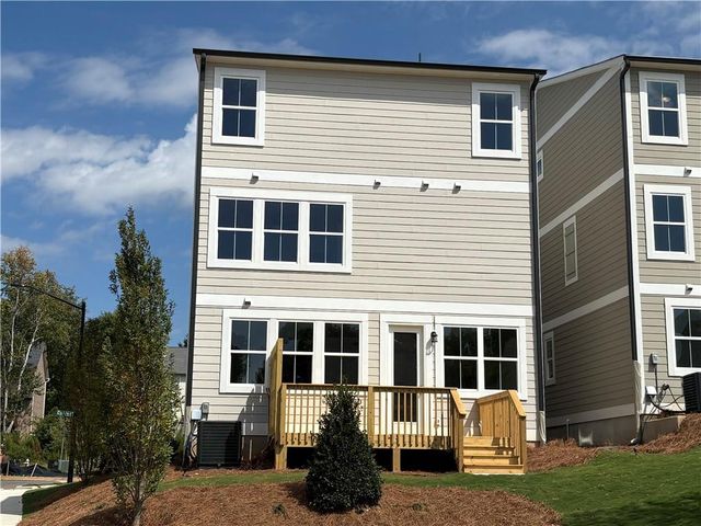 943 Crestmanor Drive, Marietta, GA 30008