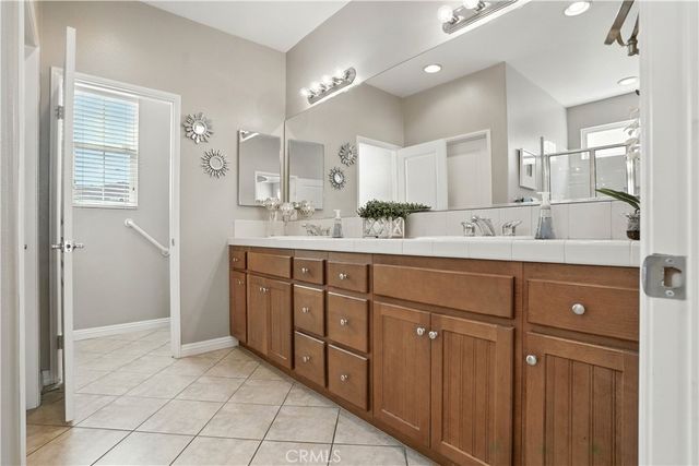 270 COG HILL, Hemet, CA 92545