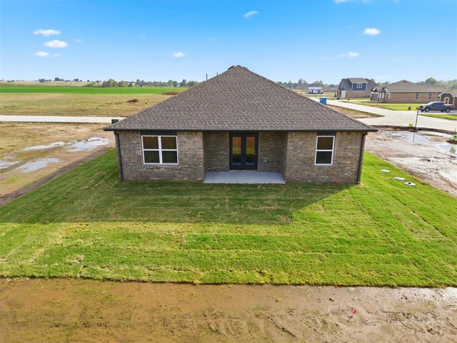 1710 Oak Way, Tuttle, OK 73089