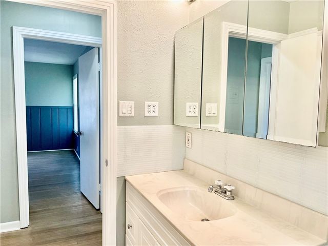1006 Collingswood Dr, Corpus Christi, TX 78412