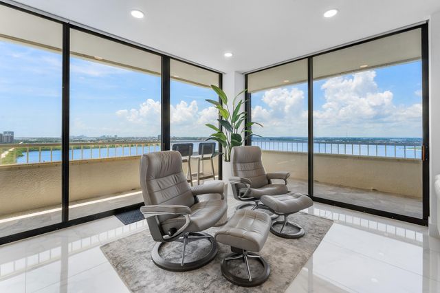 5280 N OCEAN Drive 16E, Singer Island, FL 33404
