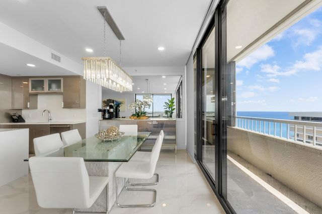 5280 N OCEAN Drive 16E, Singer Island, FL 33404