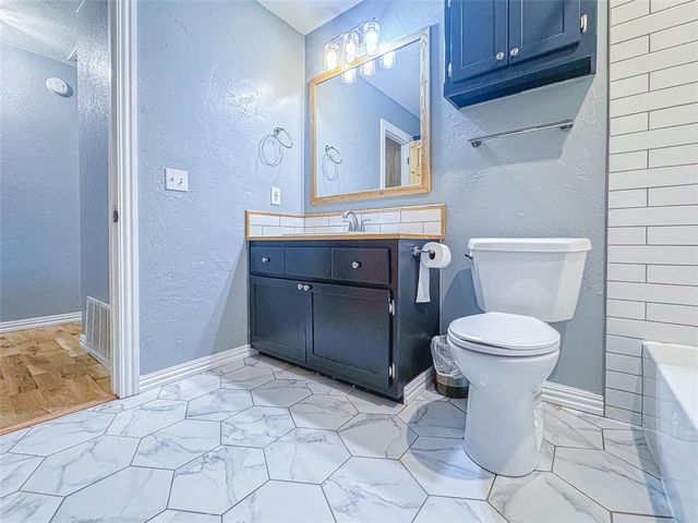 6208 Westpark Drive, Oklahoma City, OK 73142