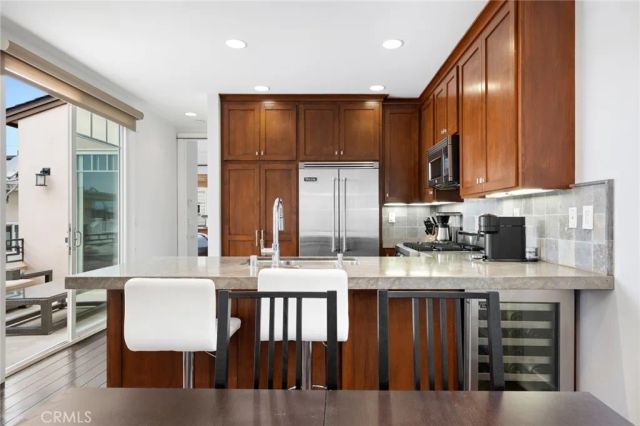 417 Poinsettia Avenue, Corona Del Mar, CA 92625