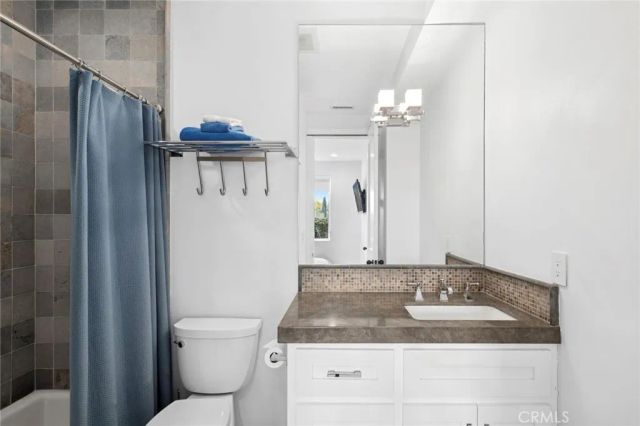 417 Poinsettia Avenue, Corona Del Mar, CA 92625