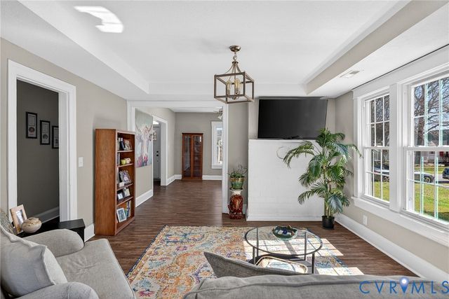 621 Lee St, West Point, VA 23181