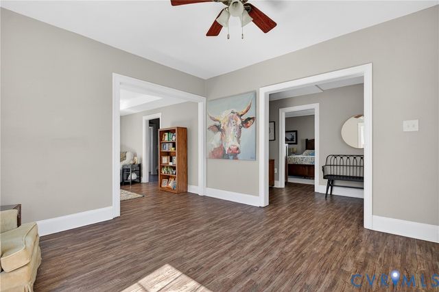 621 Lee St, West Point, VA 23181