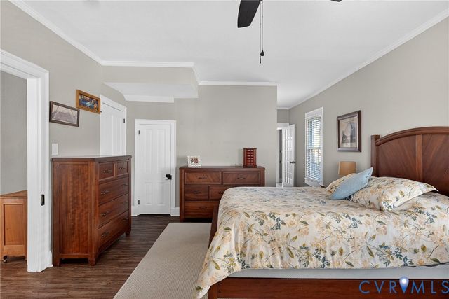 621 Lee St, West Point, VA 23181