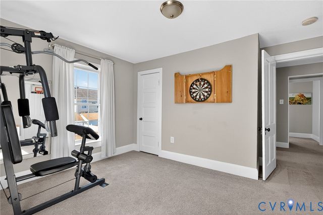 621 Lee St, West Point, VA 23181