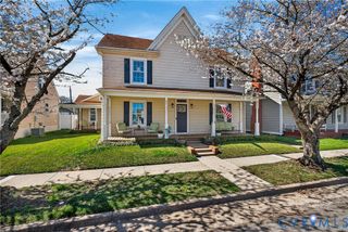 621 Lee St, West Point, VA 23181