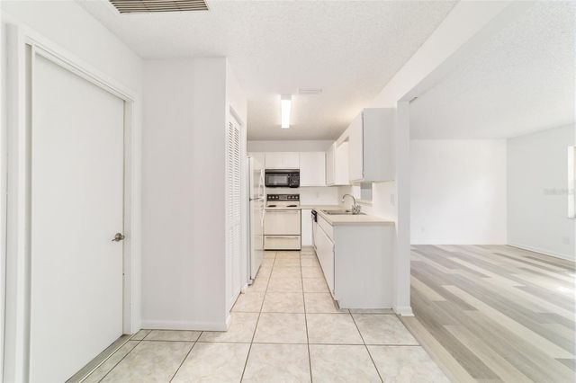 9331 SW 84TH TERRACE E, Ocala, FL 34481