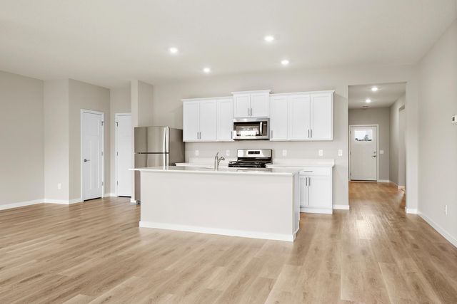 7697 Birch Street, Clear Lake, MN 55319