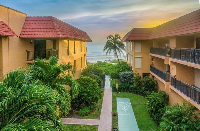 6006 GULF DRIVE 207, Holmes Beach, FL 34217