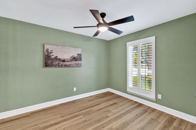 2000 Lavaca, Carrollton, TX 75010