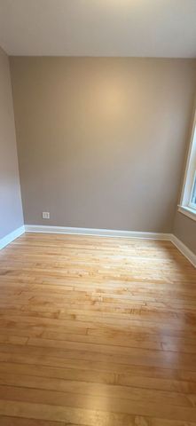 1942 W Irving Park Road 2, Chicago, IL 60613
