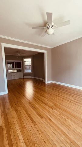 1942 W Irving Park Road 2, Chicago, IL 60613