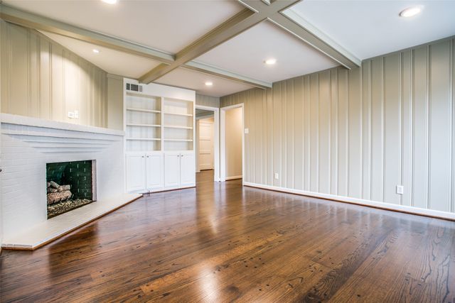 6908 Lavendale, Dallas, TX 75230