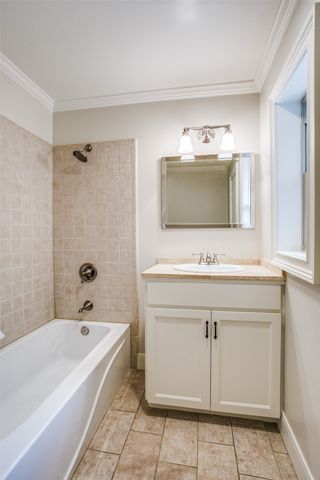 6908 Lavendale, Dallas, TX 75230