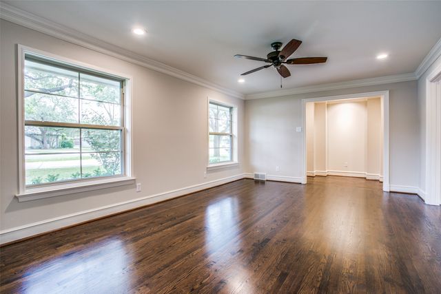 6908 Lavendale, Dallas, TX 75230