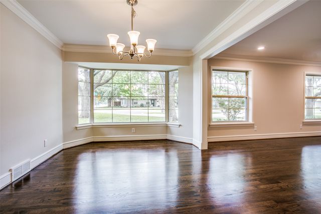 6908 Lavendale, Dallas, TX 75230