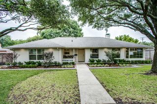 6908 Lavendale, Dallas, TX 75230