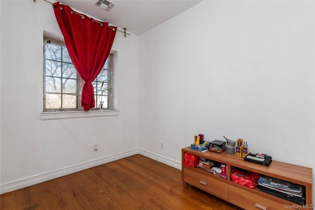 10716 37TH Avenue 3B, Corona, NY 11368