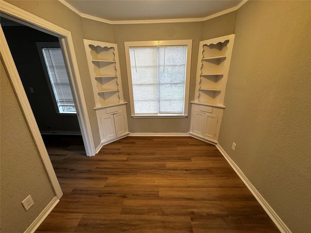1717 Hemphill Drive, Dallas, TX 75216