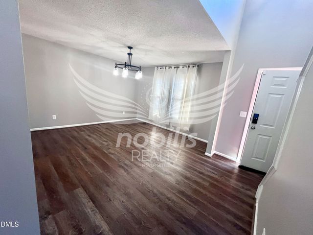 803 Yorkshire Drive, Clayton, NC 27520