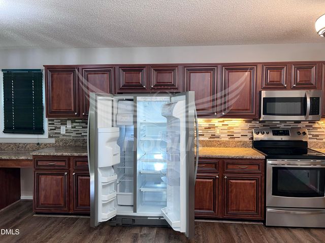 803 Yorkshire Drive, Clayton, NC 27520