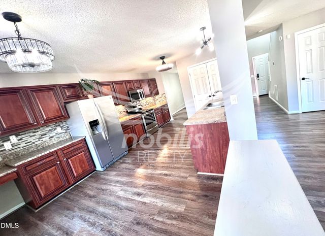 803 Yorkshire Drive, Clayton, NC 27520