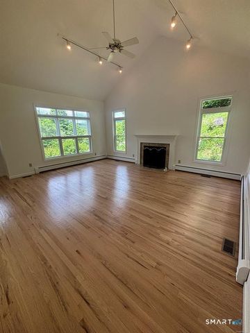 11 Squantz View Drive, New Fairfield, CT 06812