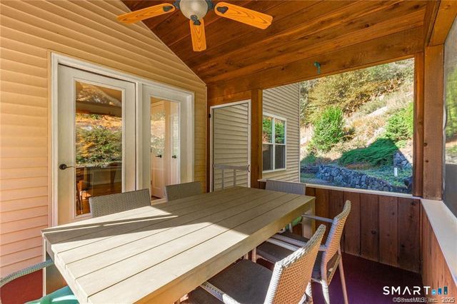 11 Squantz View Drive, New Fairfield, CT 06812