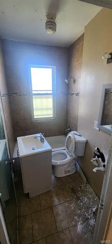 2810 Norwood Avenue, St Louis, MO 63115