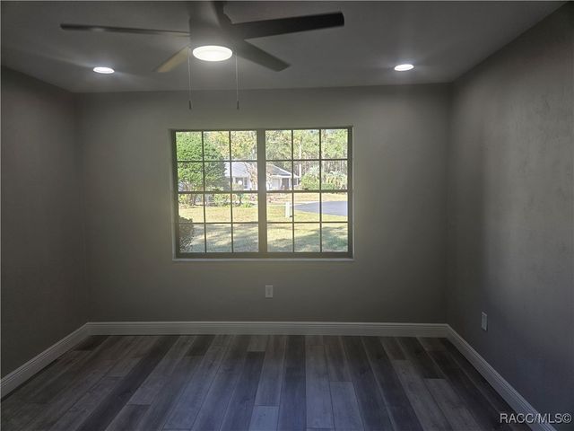 2320 N Hendry Point, Hernando, FL 34442