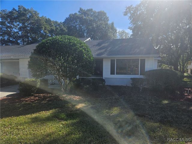 2320 N Hendry Point, Hernando, FL 34442