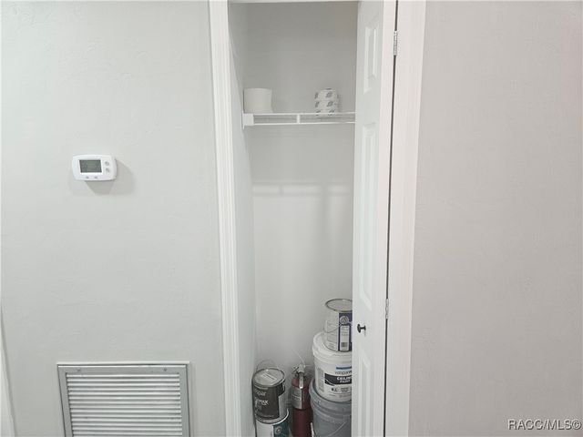 2320 N Hendry Point, Hernando, FL 34442