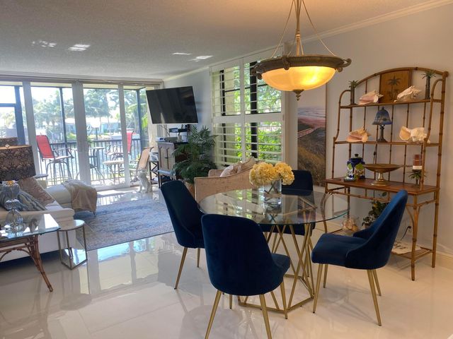 14 Royal Palm Way 106, Boca Raton, FL 33432