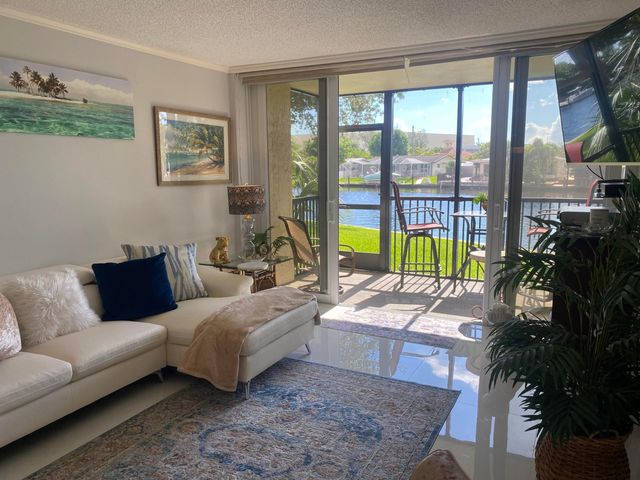 14 Royal Palm Way 106, Boca Raton, FL 33432