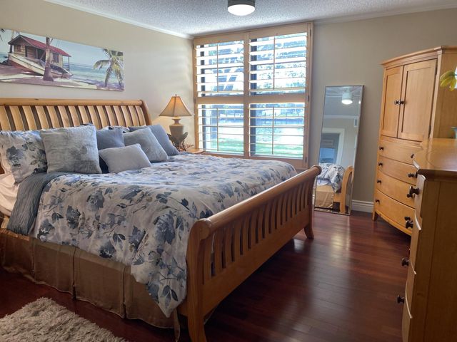 14 Royal Palm Way 106, Boca Raton, FL 33432