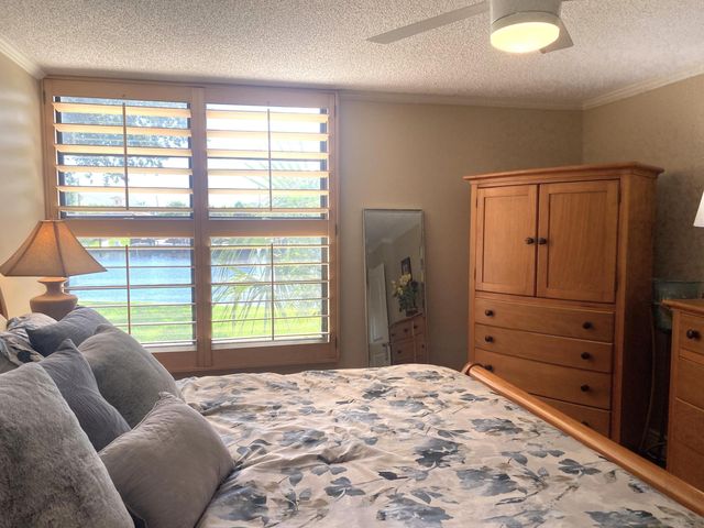 14 Royal Palm Way 106, Boca Raton, FL 33432