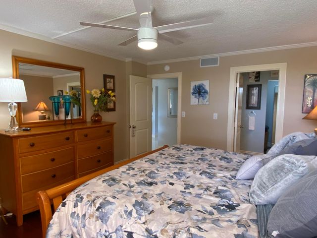 14 Royal Palm Way 106, Boca Raton, FL 33432