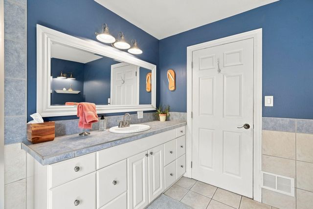 4204 S Conklin St, Spokane, WA 99203